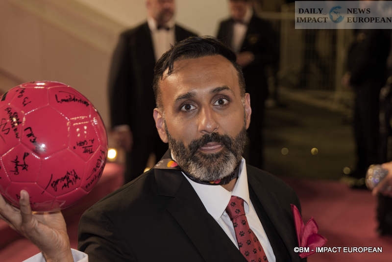 Le-roi-soleil-016 Cannes Film Festival 2025: "The Sun King" Steps Up the Red Carpet