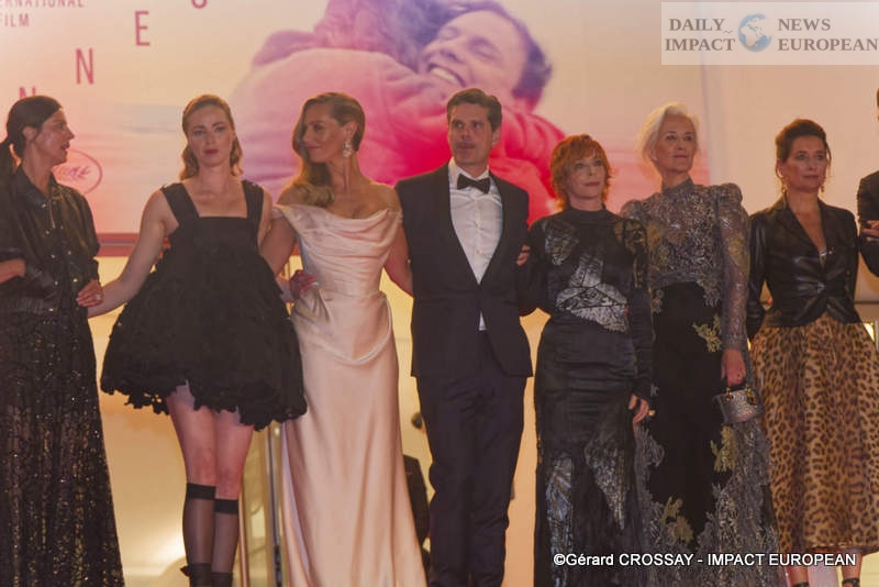 Mylene-15-5-25-019 Cannes Film Festival 2025: Tatiana de Rosnay, Cécile de France, and Mylène Farmer walked the red carpet for the film "Dalloway"