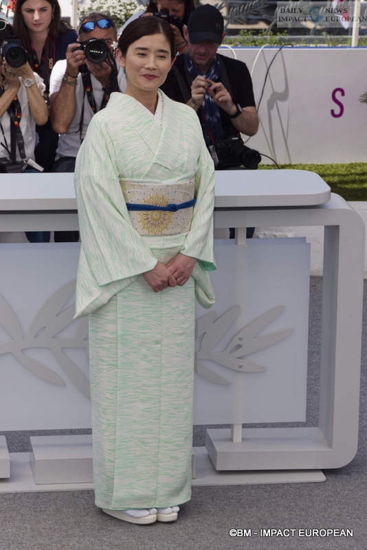 Photocall-18-mai-2025-006 Cannes Film Festival 2025: Chie Hayakawa, in the running for the Palme d'Or with "Renoir"