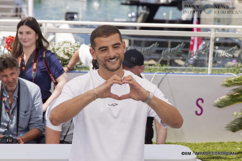 Photocall-18-mai-2025-019 Cannes Film Festival 2025: "The Sun King" Steps Up the Red Carpet