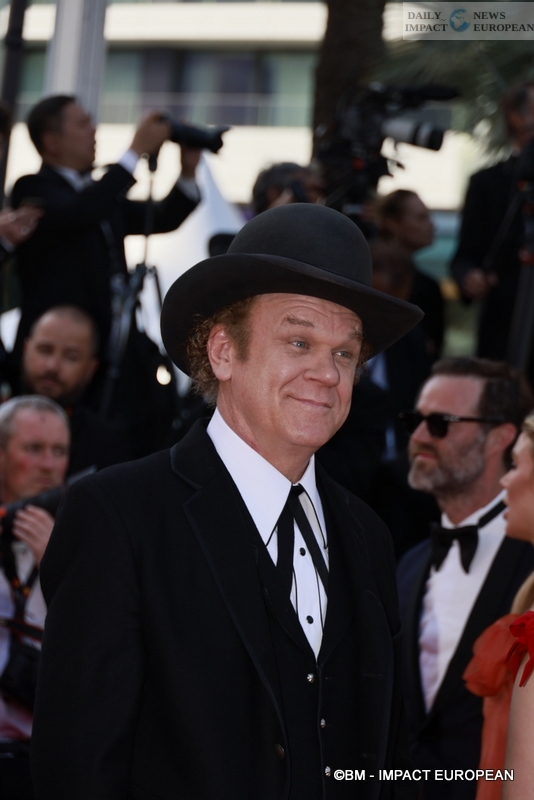 Tapis-rouge-The-history-of-sound-031 Cannes Film Festival 2025: The eighth day of the red carpet is marked by the team of the film "The History of Sound"