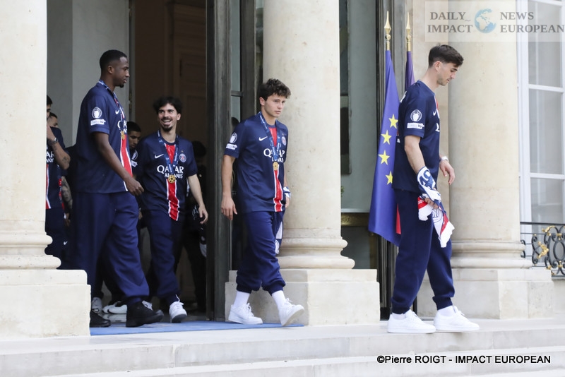 57-PSG-champion-dEurope PSG, European Champions: Emmanuel Macron Welcomes the European Champions at the Élysée Palace