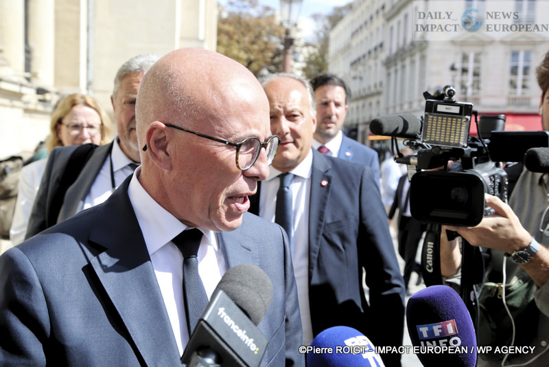 A27I0663vote-deputes French Parliament Ousts Bayrou Government in Historic Confidence Vote