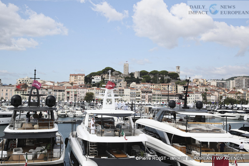 A27I0735YACHING-2025 Cannes Yachting Festival 2025: Record, Luxury, and Innovation