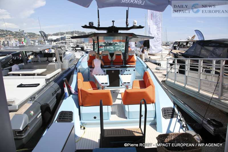 A27I0755YACHING-2025 Cannes Yachting Festival 2025: Record, Luxury, and Innovation