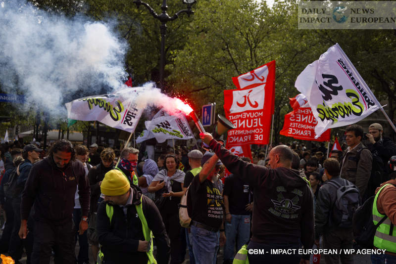 Manif-10-septembre-2025-004 Block Everything on September 10: Mass Mobilization in France and Clashes in Paris