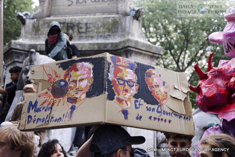 Manif-10-septembre-2025-028 Block Everything on September 10: Mass Mobilization in France and Clashes in Paris