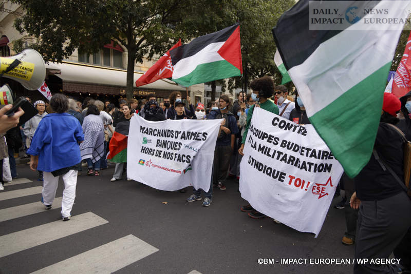 Manif-10-septembre-2025-035 Block Everything on September 10: Mass Mobilization in France and Clashes in Paris