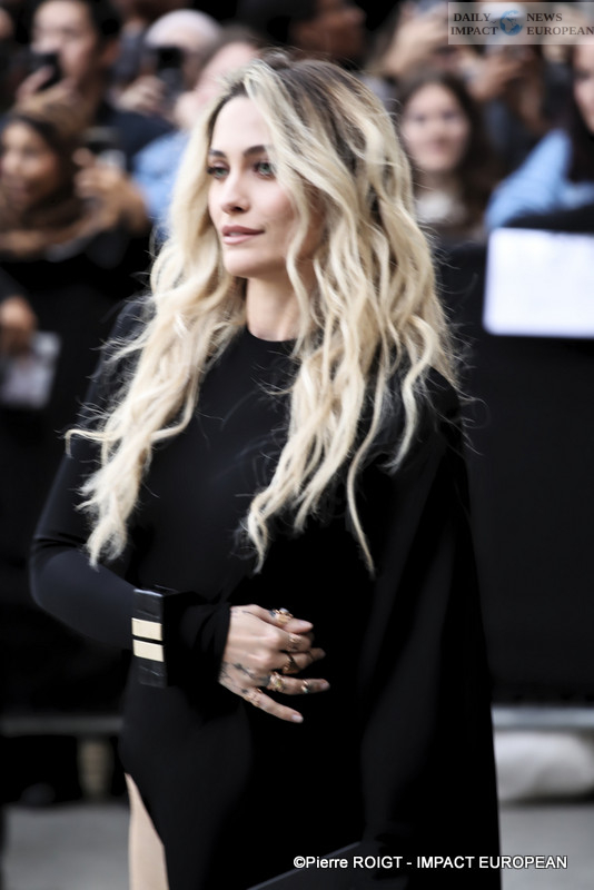 A27I2179Paris-Jackson Sensuality and Light in the Dark: Tom Ford Enchants Paris Fashion Week