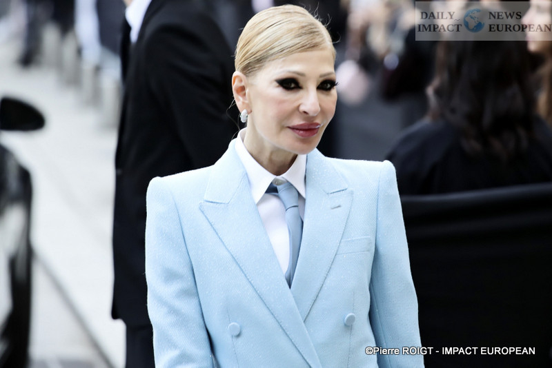 A27I2199Tom-Ford-PARIS-FW2025 Sensuality and Light in the Dark: Tom Ford Enchants Paris Fashion Week