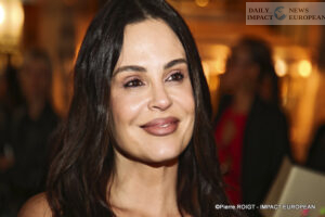 A27I2426PARIS-FW-ISABEL-MARANT-300x200 Once Again, Isabel Marant Electrifies Fashion