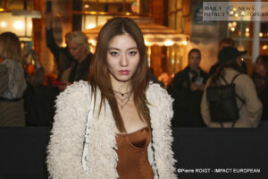 A27I2448PARIS-FW-ISABEL-MARANT-300x200 Once Again, Isabel Marant Electrifies Fashion