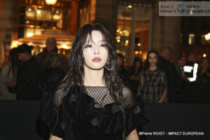 A27I2465PARIS-FW-ISABEL-MARANT-300x200 Once Again, Isabel Marant Electrifies Fashion