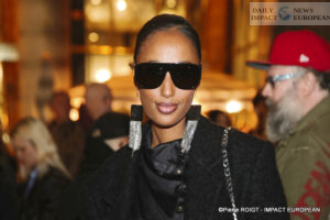 A27I2477PARIS-FW-ISABEL-MARANT-300x200 Once Again, Isabel Marant Electrifies Fashion