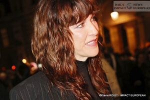 A27I2482PARIS-FW-ISABEL-MARANT-300x200 Once Again, Isabel Marant Electrifies Fashion