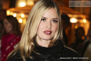 A27I2531PARIS-FW-ISABEL-MARANT-300x200 Once Again, Isabel Marant Electrifies Fashion