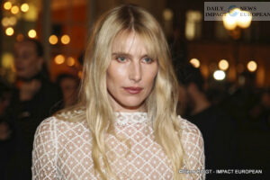 A27I2567PARIS-FW-ISABEL-MARANT-300x200 Once Again, Isabel Marant Electrifies Fashion