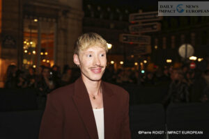 A27I2585PARIS-FW-ISABEL-MARANT-300x200 Once Again, Isabel Marant Electrifies Fashion