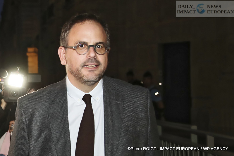 A27I4415Crise-politique-Matignon 48 Hours of Tension: Emmanuel Macron Challenges Sébastien Lecornu to Save the Majority