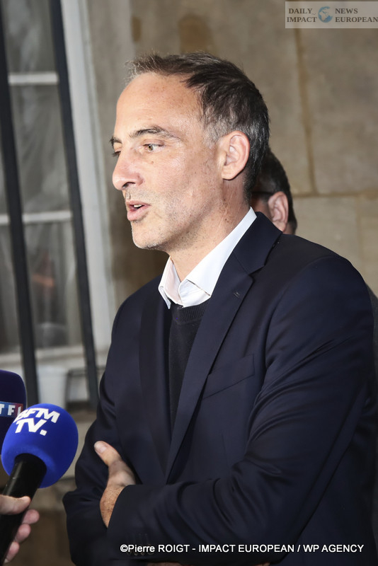 A27I4435Crise-politique-Matignon 48 Hours of Tension: Emmanuel Macron Challenges Sébastien Lecornu to Save the Majority