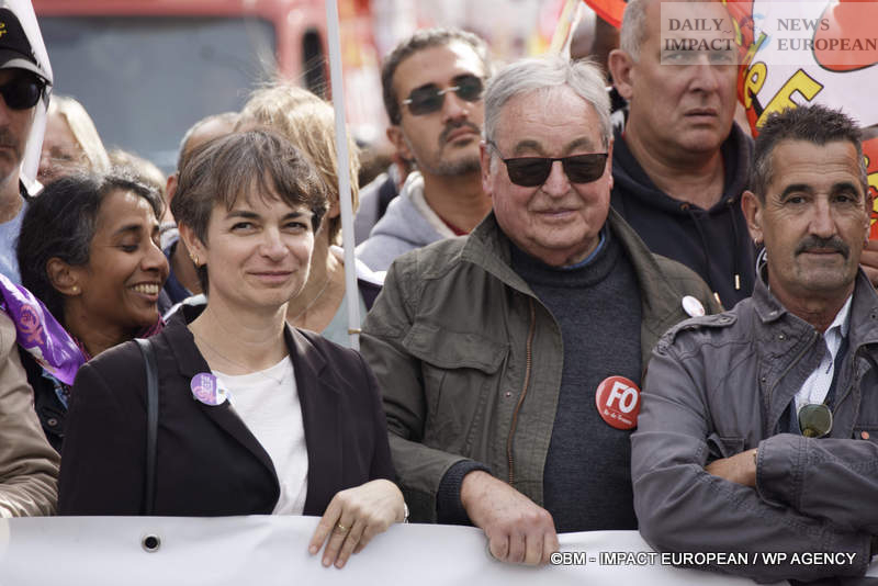 Manif-2-octobre-2025-006 October 2 Strike 2025: Lower Turnout Despite Symbolic Actions