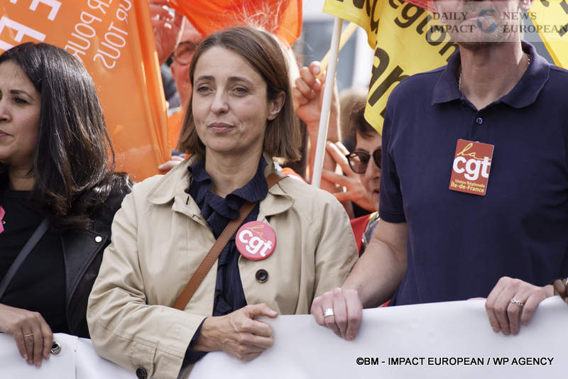 Manif-2-octobre-2025-011 October 2 Strike 2025: Lower Turnout Despite Symbolic Actions