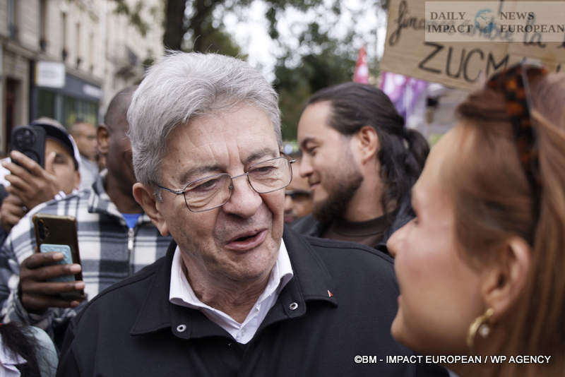 Manif-2-octobre-2025-023 October 2 Strike 2025: Lower Turnout Despite Symbolic Actions