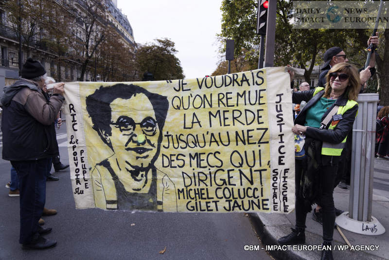 Manif-2-octobre-2025-032 October 2 Strike 2025: Lower Turnout Despite Symbolic Actions