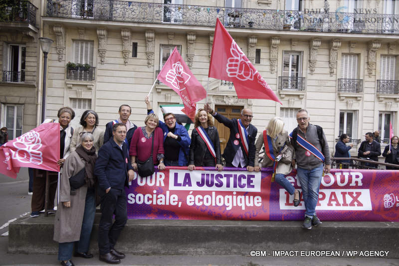 Manif-2-octobre-2025-037 October 2 Strike 2025: Lower Turnout Despite Symbolic Actions