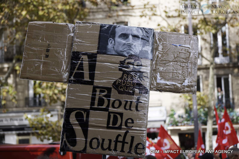 Manif-2-octobre-2025-044 October 2 Strike 2025: Lower Turnout Despite Symbolic Actions