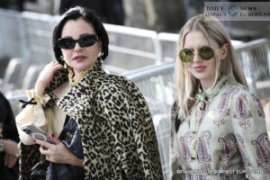 A27I3950Valentino-FWPARIS-2025-300x200 Valentino Illuminates Paris: Alessandro Michele Unveils a Poetic and Masterful Collection