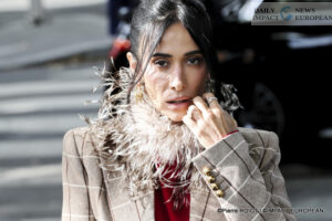 A27I4069Valentino-FWPARIS-2025-300x200 Valentino Illuminates Paris: Alessandro Michele Unveils a Poetic and Masterful Collection