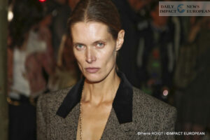 Chloe-FWParis-oct2025-4-300x200 Chloé Redefines Femininity at Paris Fashion Week 2025