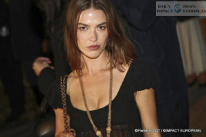 Chloe-FWParis-oct2025-44-300x200 Chloé Redefines Femininity at Paris Fashion Week 2025