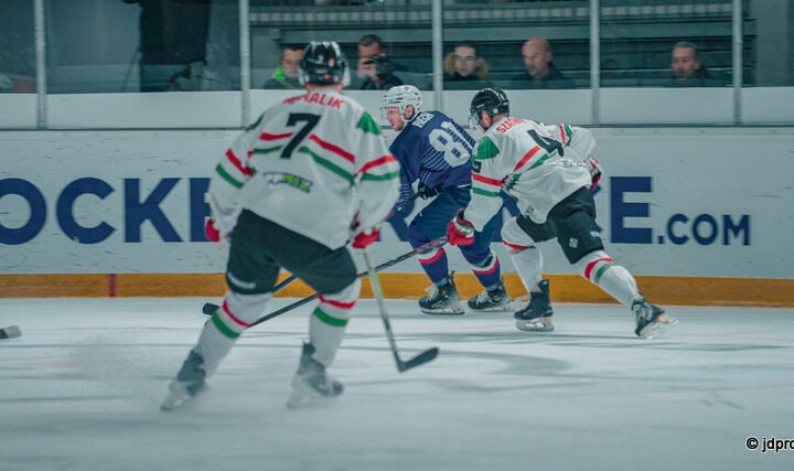 Image of the France vs Hungary 2025 4 Nations Ice Hockey match in Épinal