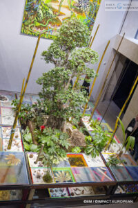 exposition-generale-fondation-cartier-25-200x300 General Exhibition: when the Cartier Foundation breathes new life into Paris and art