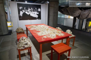 exposition-generale-fondation-cartier-74-300x200 General Exhibition: when the Cartier Foundation breathes new life into Paris and art