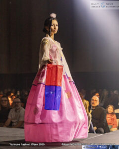 9T7A6987-240x300 Toulouse FW2025: When Heritage Becomes Avant-Garde in Toulouse