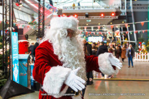 MG_3855-300x200 A Magical Christmas at the Racecourse: When the Spirit of the Holidays Meets Trot Racing Champions