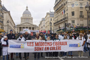 French doctors protesting in Paris against healthcare reforms